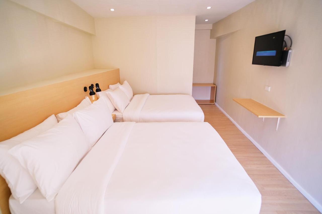 Bridge Hotel Express Cagayan de Oro Exteriör bild