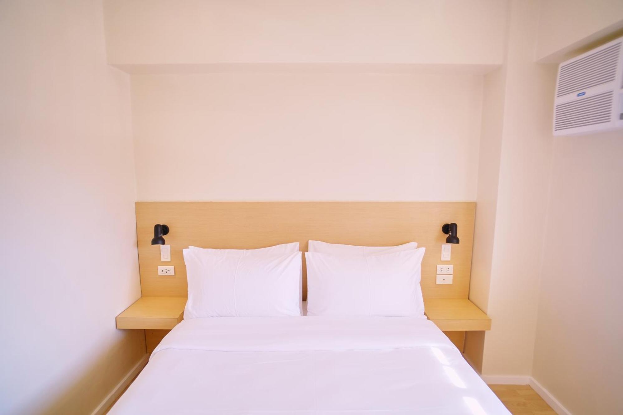 Bridge Hotel Express Cagayan de Oro Exteriör bild